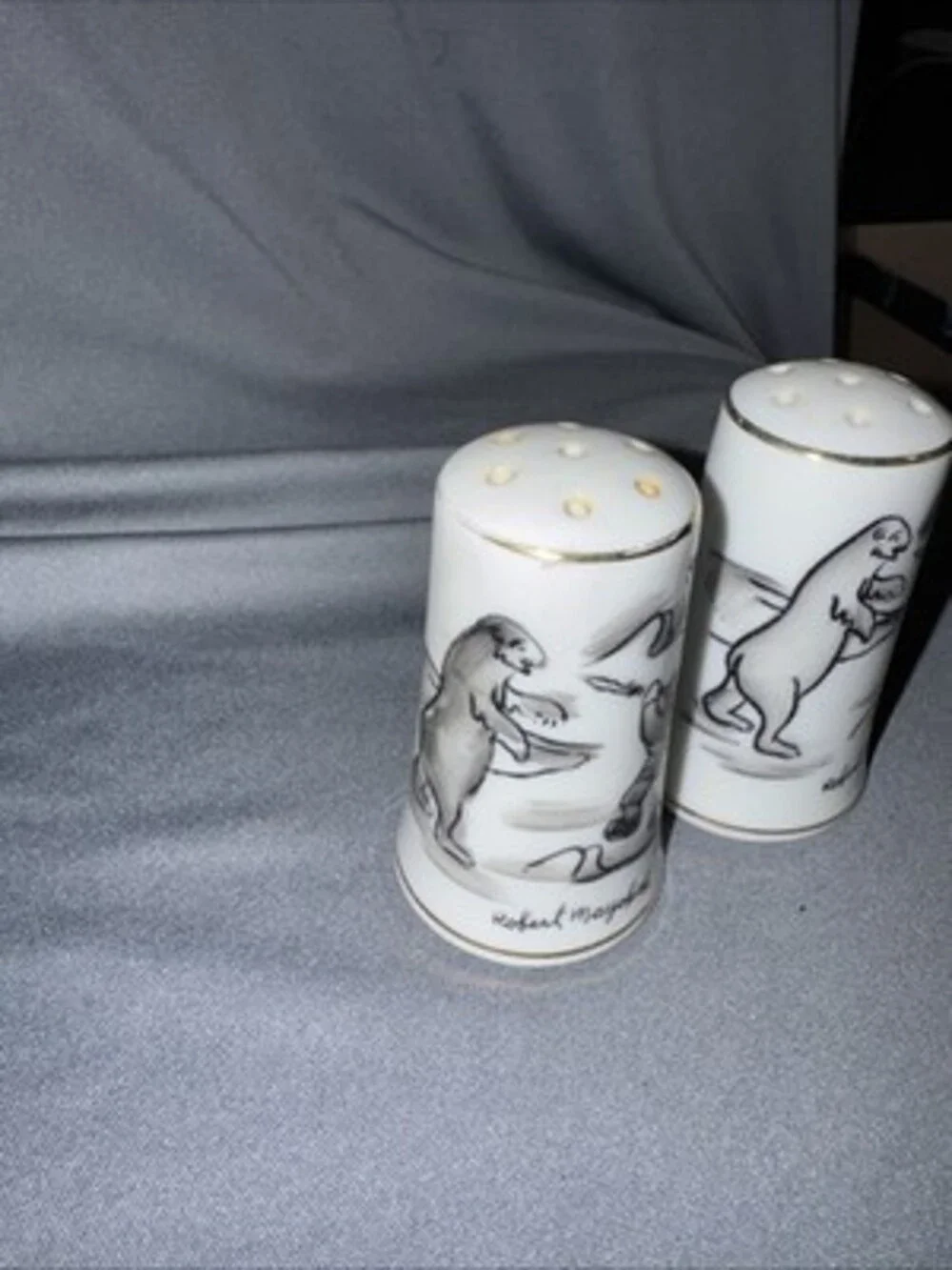 Robert Mayokok, Signed Salt/Pepper Shakers, Eskimo Hunter VINTAGE “1950’s